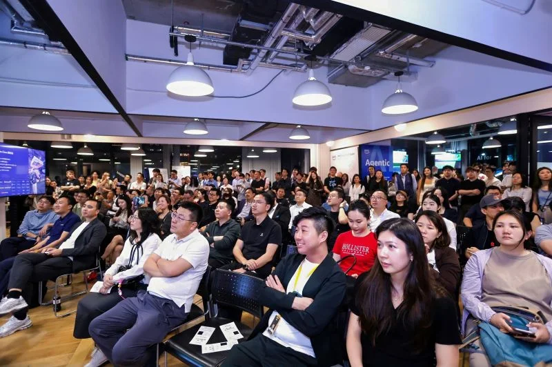 Audience at the Hong Kong AI Agents session