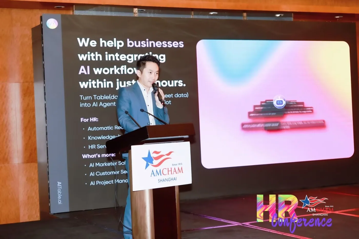 Kelly Chan speaking at the AmCham Shanghai HR Conference